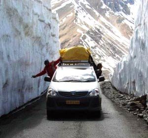 shimla to manali one way taxi service